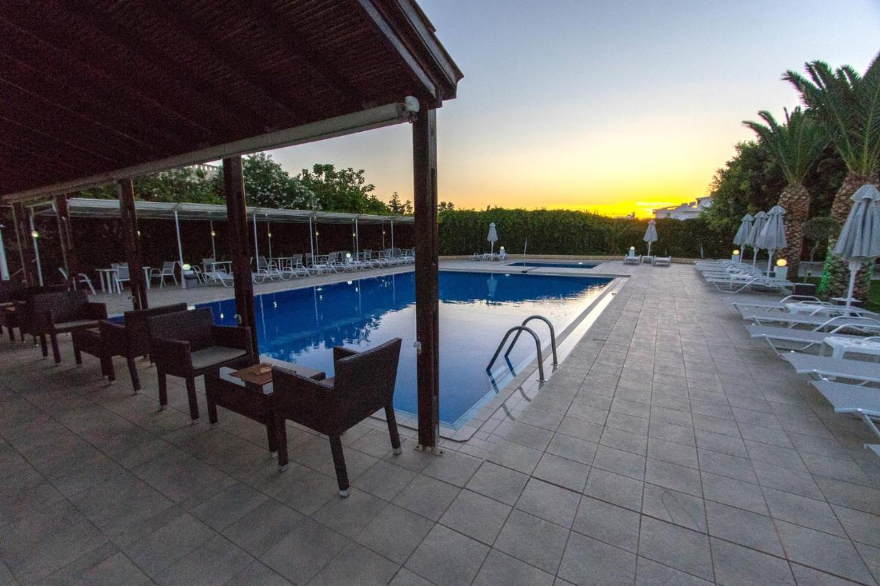Abella Hotel Agia Marina Zewnętrze zdjęcie