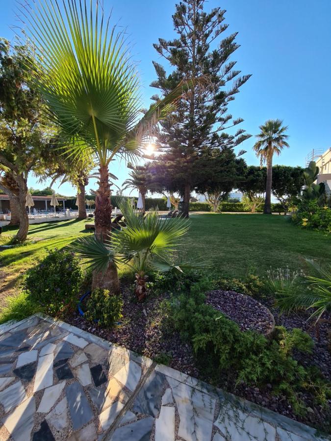 Abella Hotel Agia Marina Zewnętrze zdjęcie
